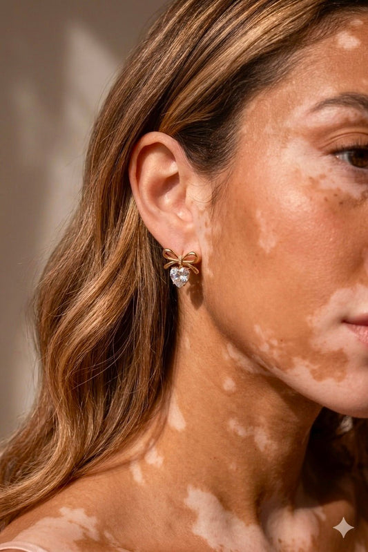 Broqueles Lovely Bow – Acero Quirúrgico 316L y Cristal Corazón - KIKABOX