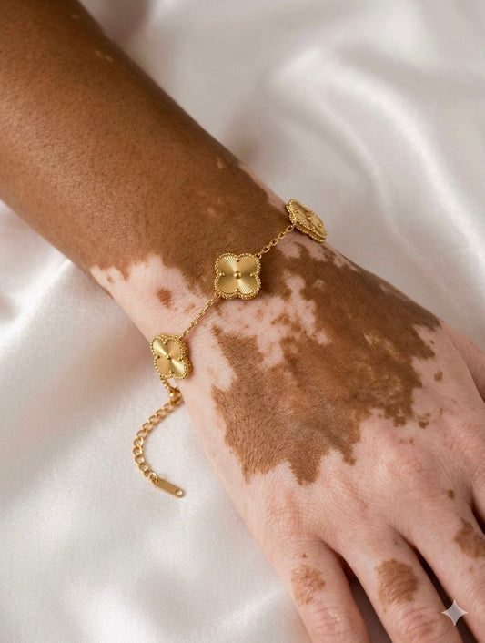 Brazalete Golden Clover Luxe - 316L - KIKABOX
